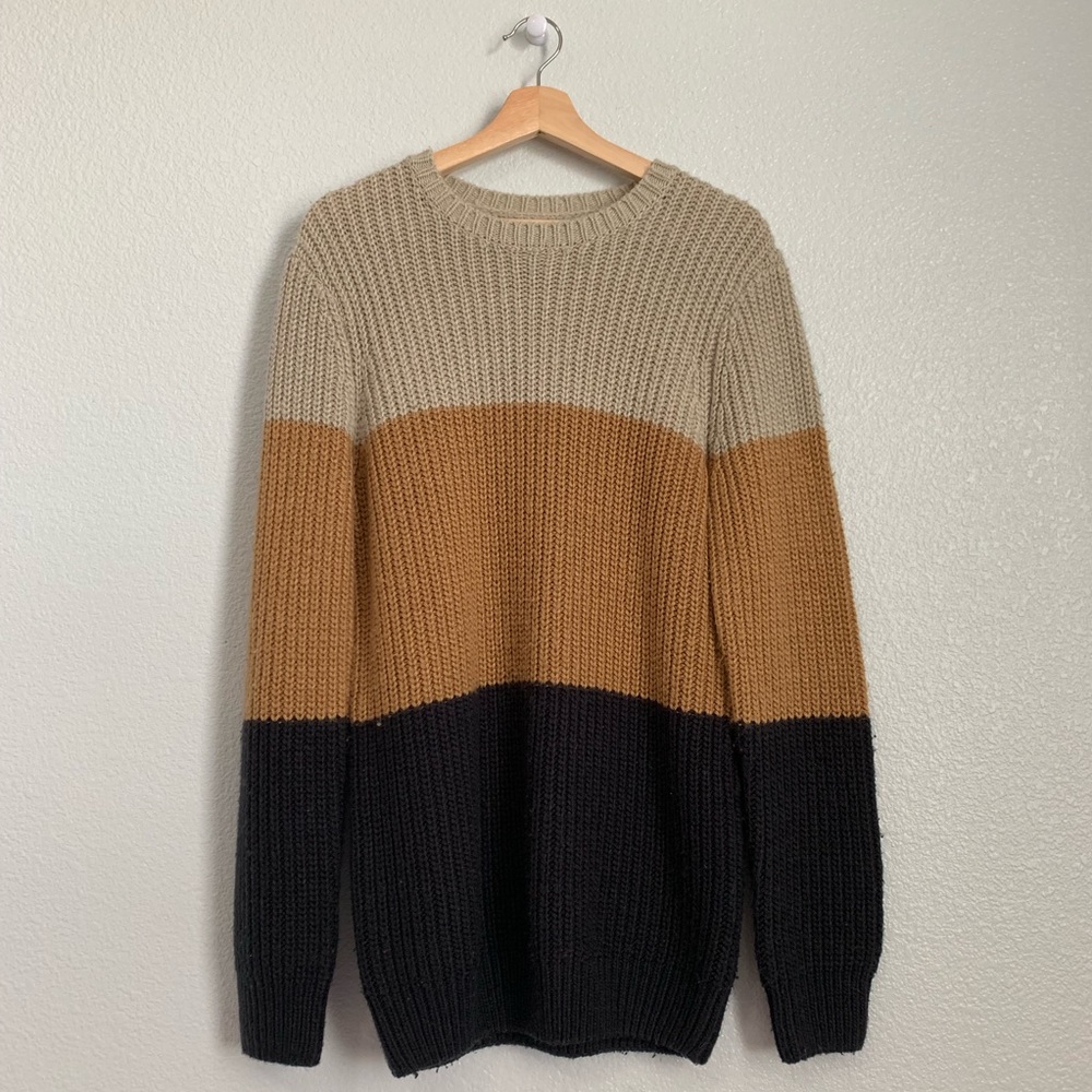 Neutral Toned Knit Sweater